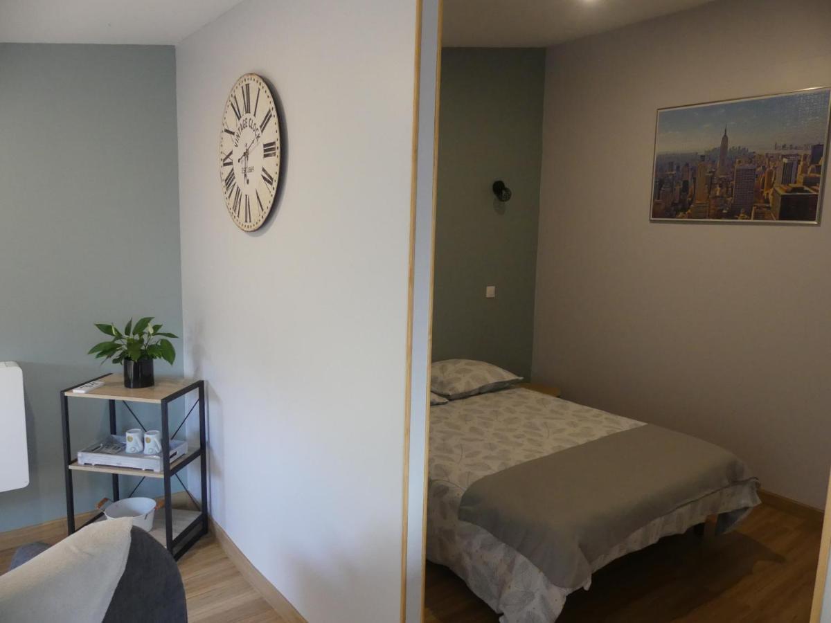 Charmant Studio 35M² Au Calme Proche Du Circuit Apartment Saint-Gervais en-Belin Екстериор снимка